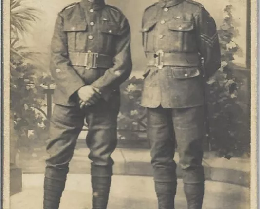 CDV British Soldiers - Amiens